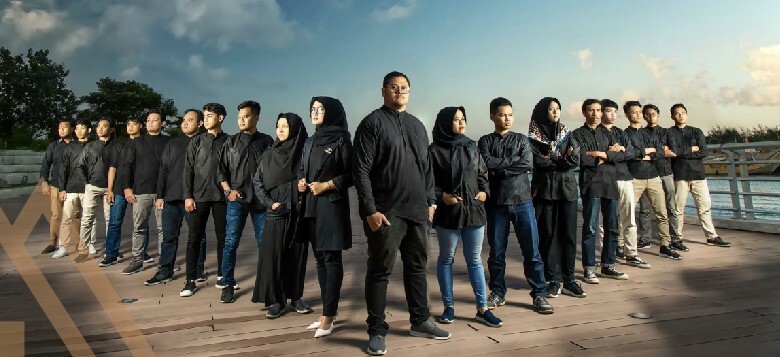 ImagImage of Tentang Kami team Andremeda Pranadja Group